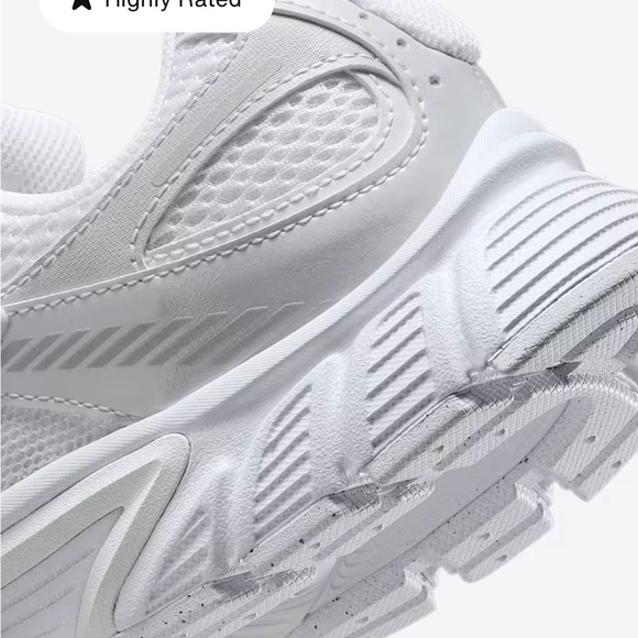 Nike V5 RNR women’s shoes - Picture 8 of 10